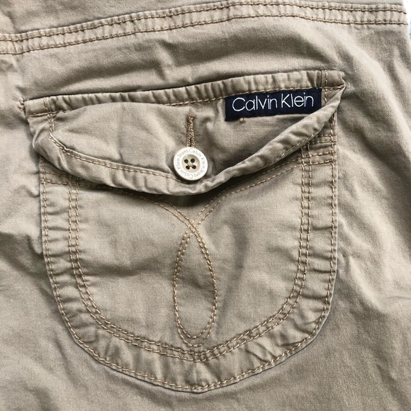 Calvin Klein Jeans khaki Bermuda shorts size 12 - Picture 6 of 9